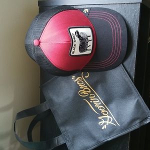 NWT Goorin Bros Black Sheep Trucker's Snapback unisex Great for